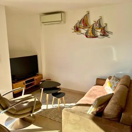 Bel Vue Mer-montagne Apartamento *