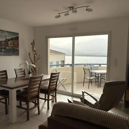 Bel Vue Mer-montagne Apartment *