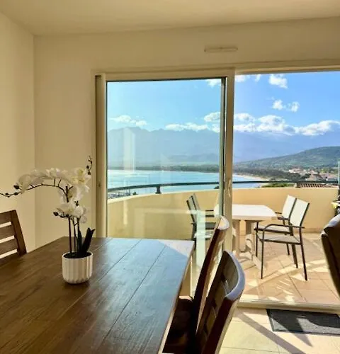 Bel Vue Mer-montagne Apartamento