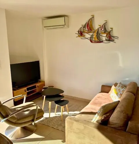 Bel Vue Mer-montagne Apartamento *